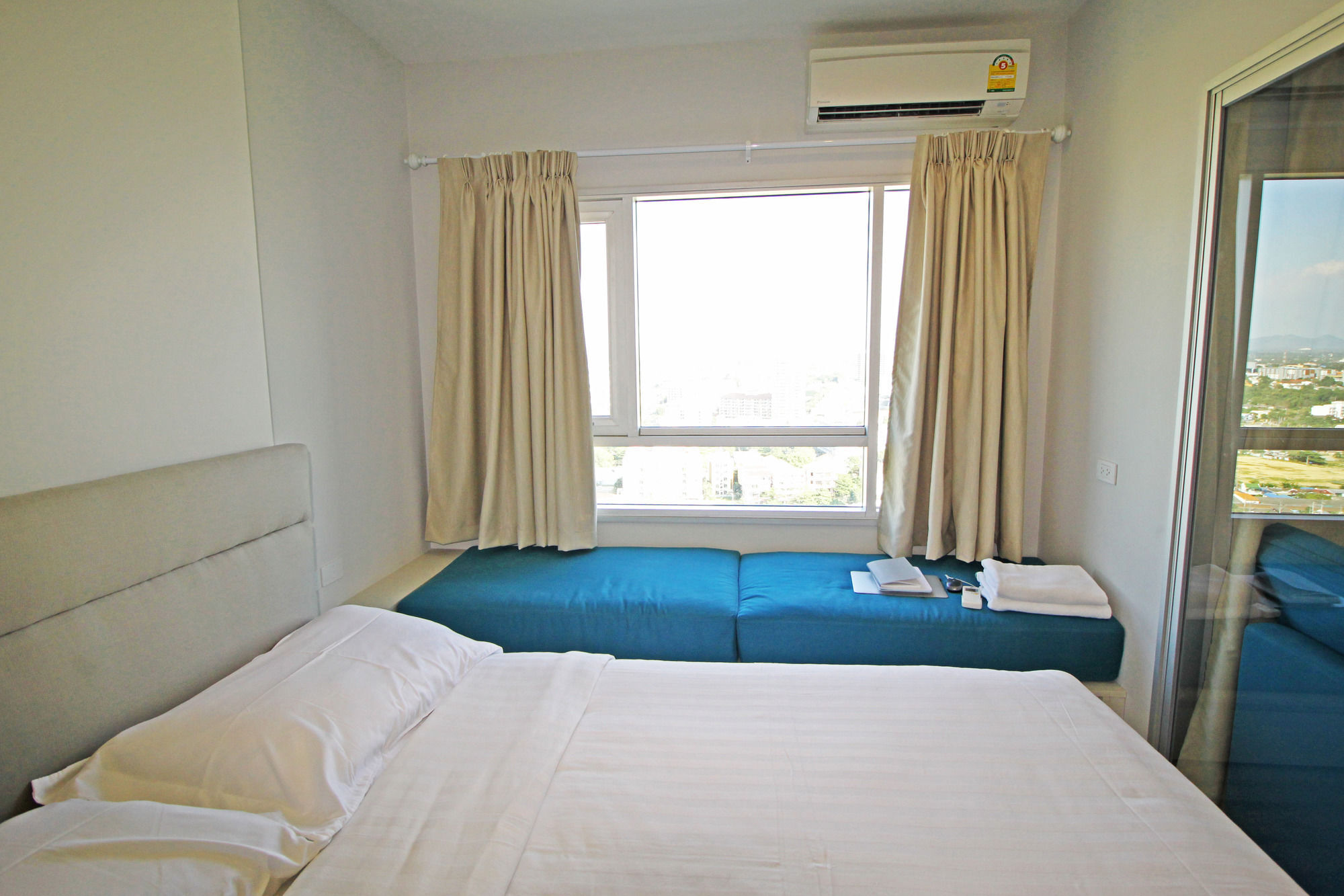 Centric Sea By Pattaya Holiday บางละมุง ภายนอก รูปภาพ